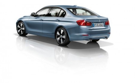 BMW ActiveHybrid 3 Series - Rear quarter view