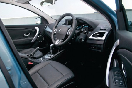 Renault Fluence Z.E. Electric Car - Interior, front