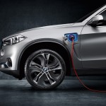 BMW X5 Hybrid eDrive - Plugged in