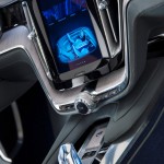 Volvo Concept Coupé hybrid - centre console large touch screen
