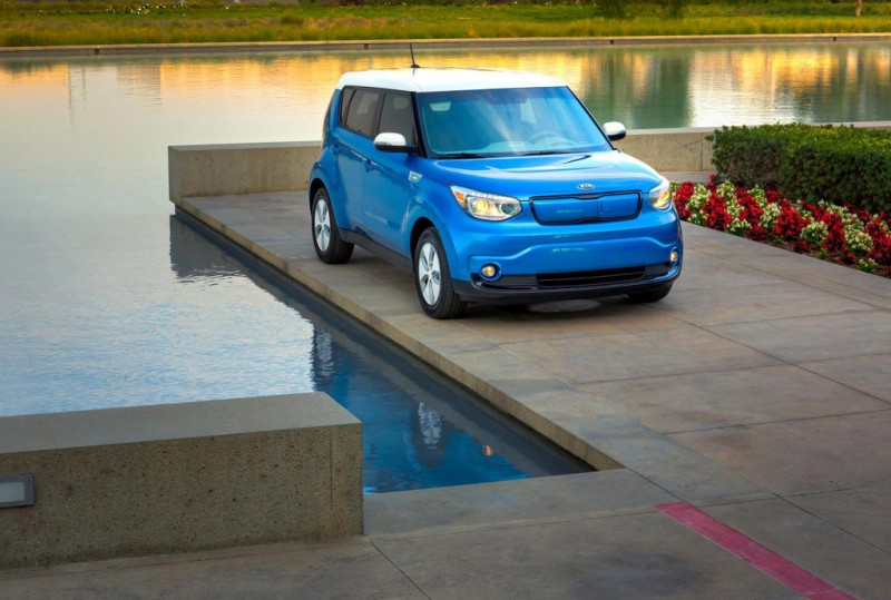 All-new Kia Soul EV unveiled at Chicago Motor Show