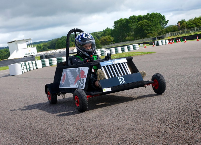 Rolls-Royce supports local primary school’s racing debut