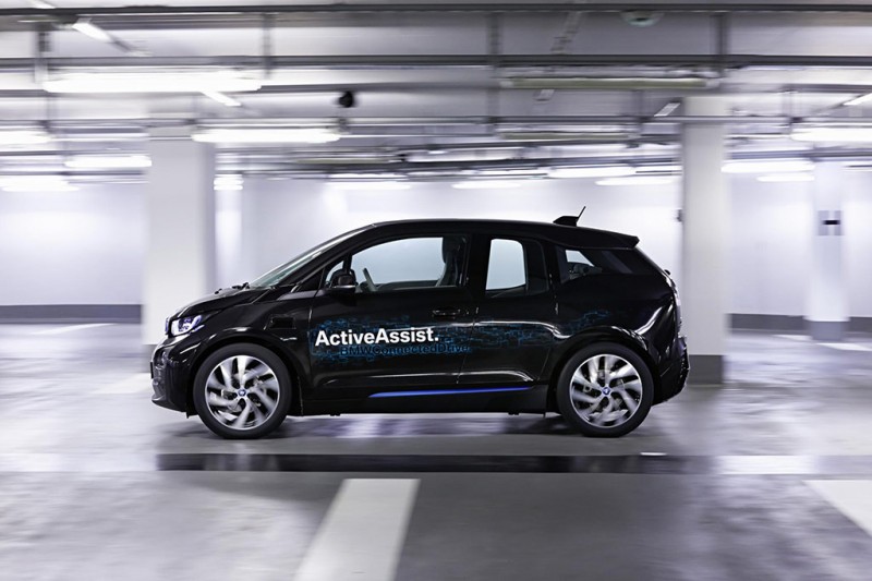 BMW i3 Parking Assist CES 2015